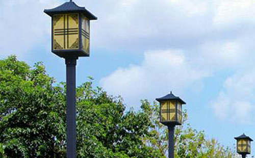 宁县庭院灯安装间距与布灯设计全解析